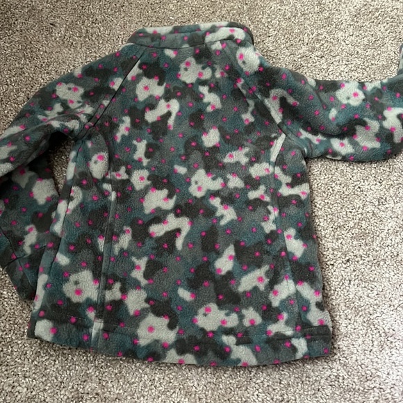 EUC Columbia camo and pink polka dot zip up fleece - Picture 5 of 5